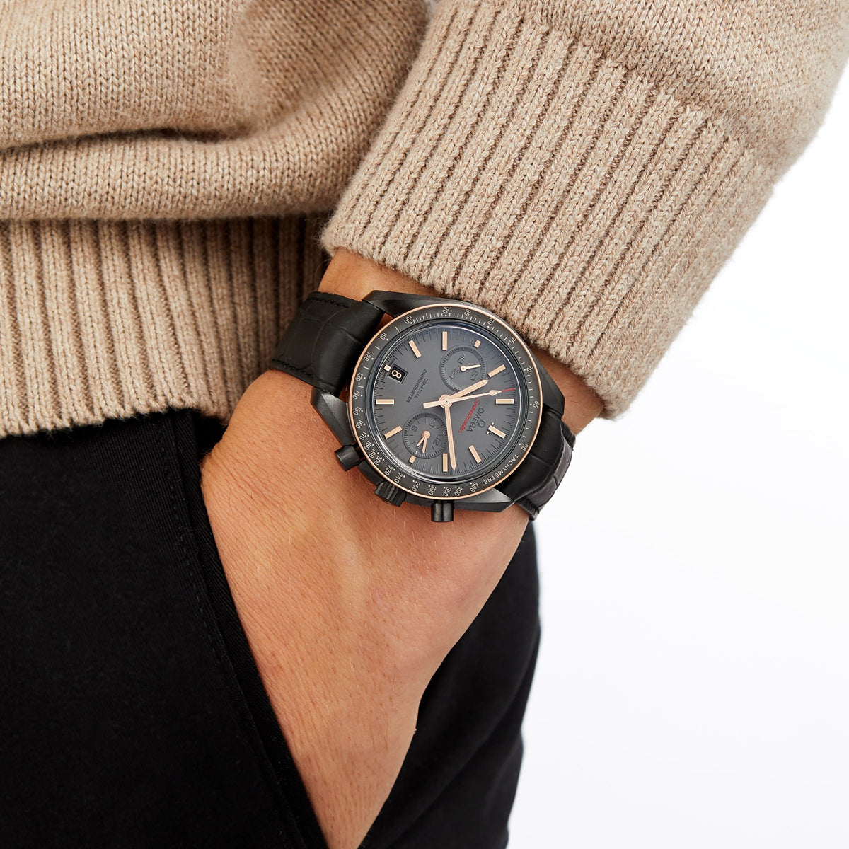 Omega Speedmaster Dark Side Of The Moon Sedna Black