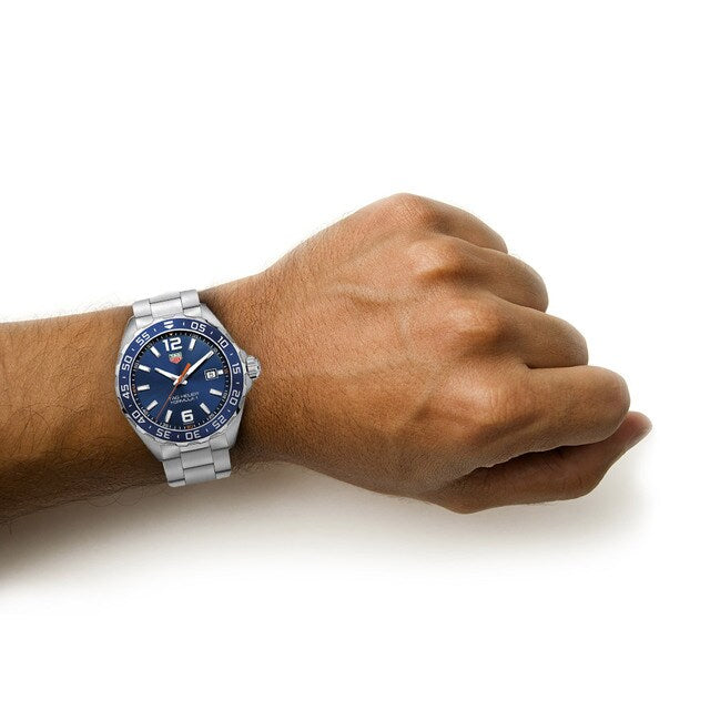 TAG Heuer Formula 1 Date