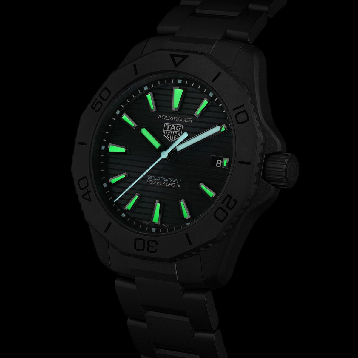 TAG Heuer Aquaracer Professional 200 Solargraph
