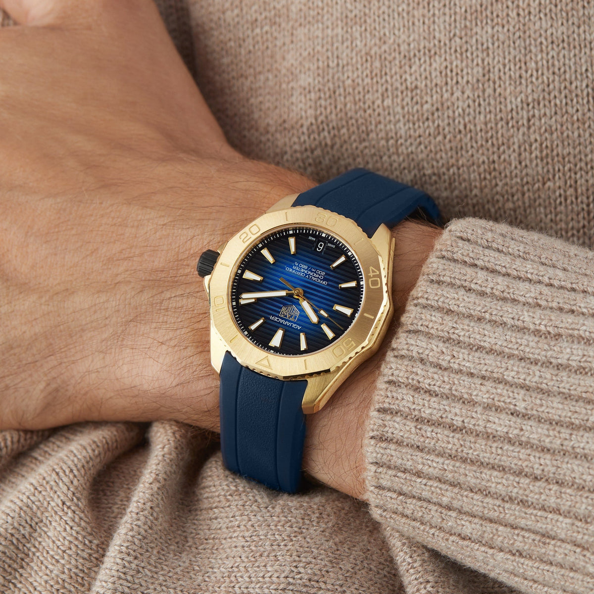 TAG Heuer Aquaracer Professional 200 Date