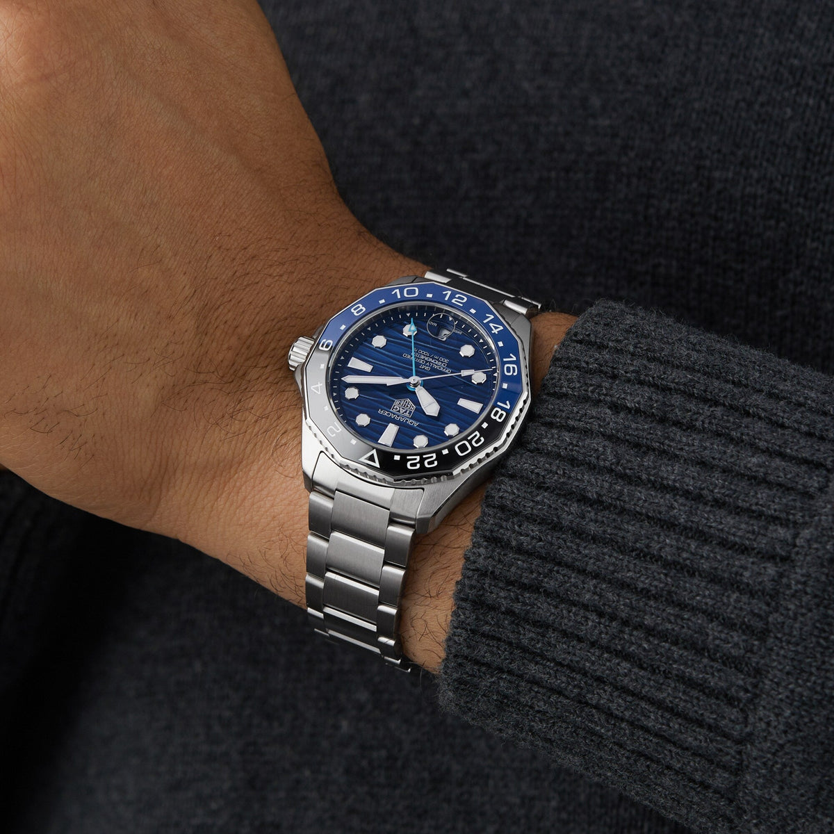 TAG Heuer Aquaracer Professional 300 GMT