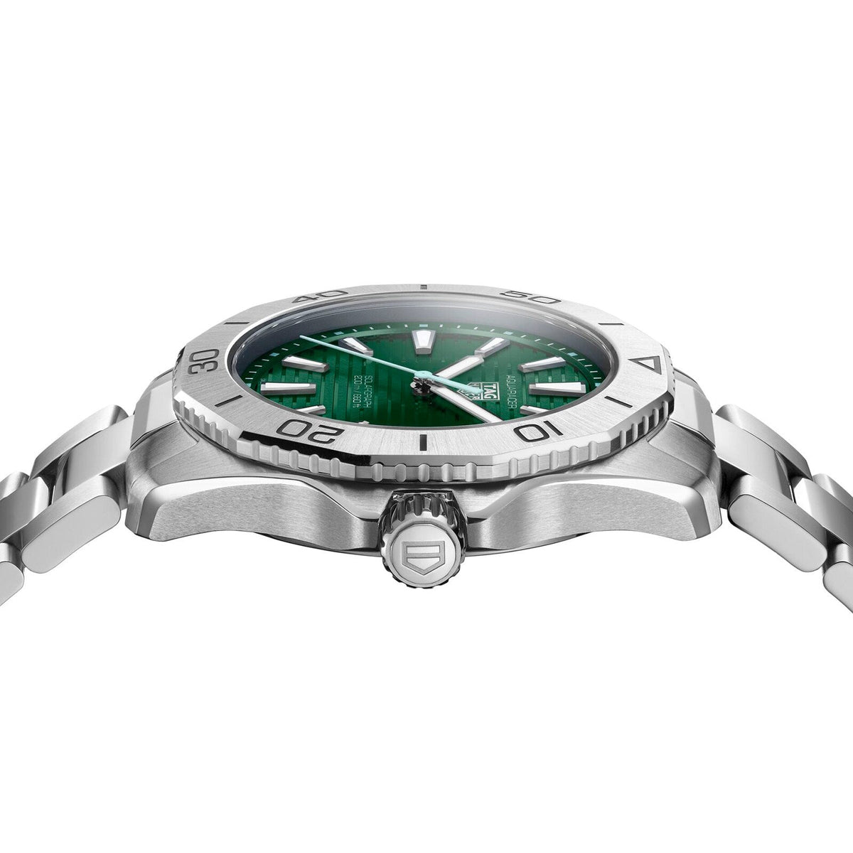 TAG Heuer Aquaracer Professional 200 Solargraph
