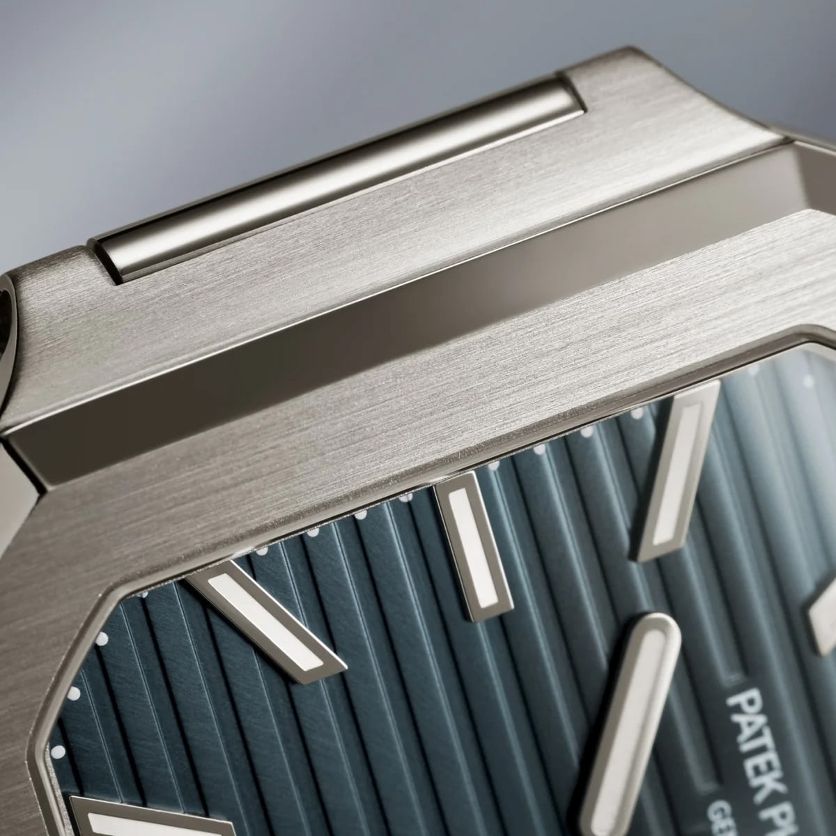 Patek Philippe Cubitus 7128/1G-001
