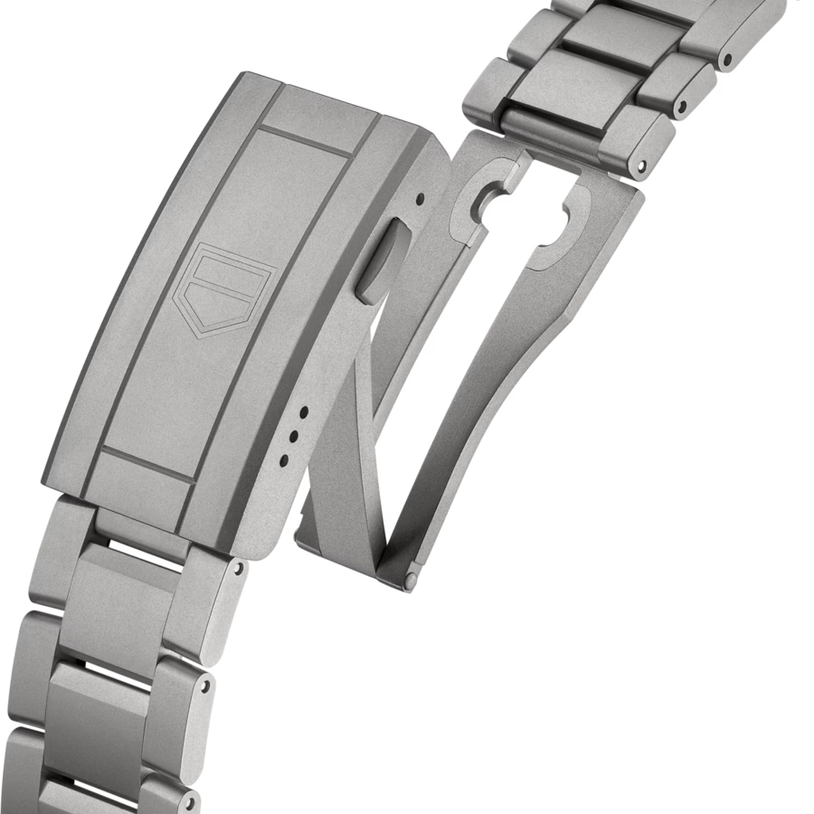 TAG Heuer Aquaracer Professional 200 Solargraph
