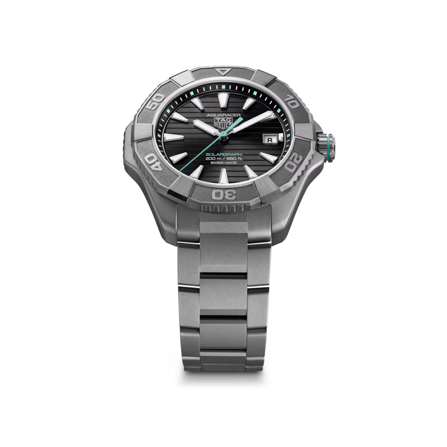 TAG Heuer Aquaracer Professional 200 Solargraph