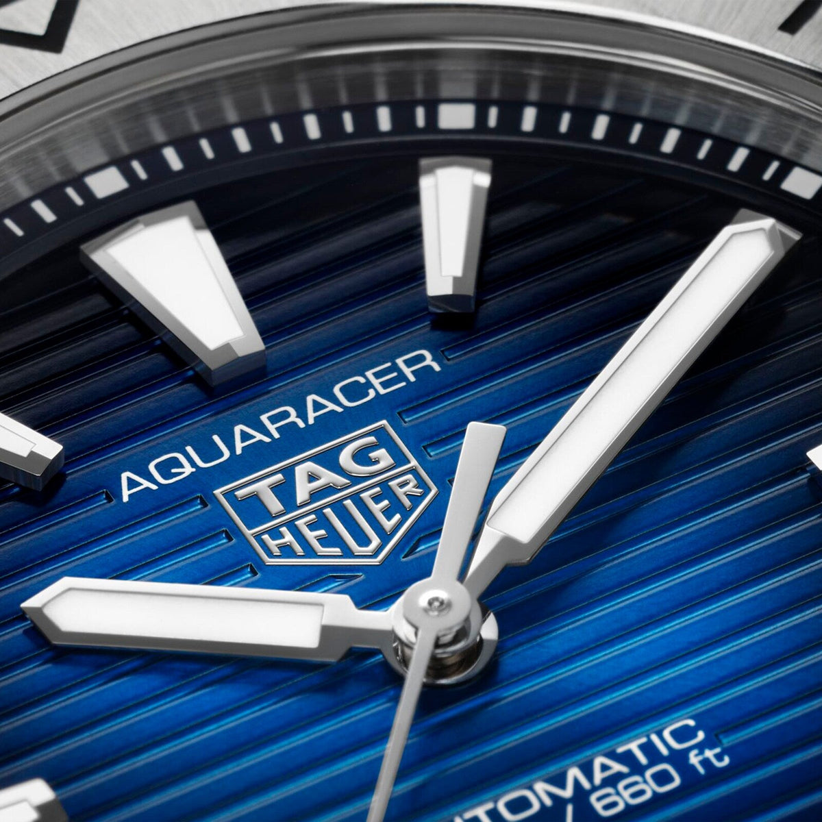 TAG Heuer Aquaracer Professional 200 Date