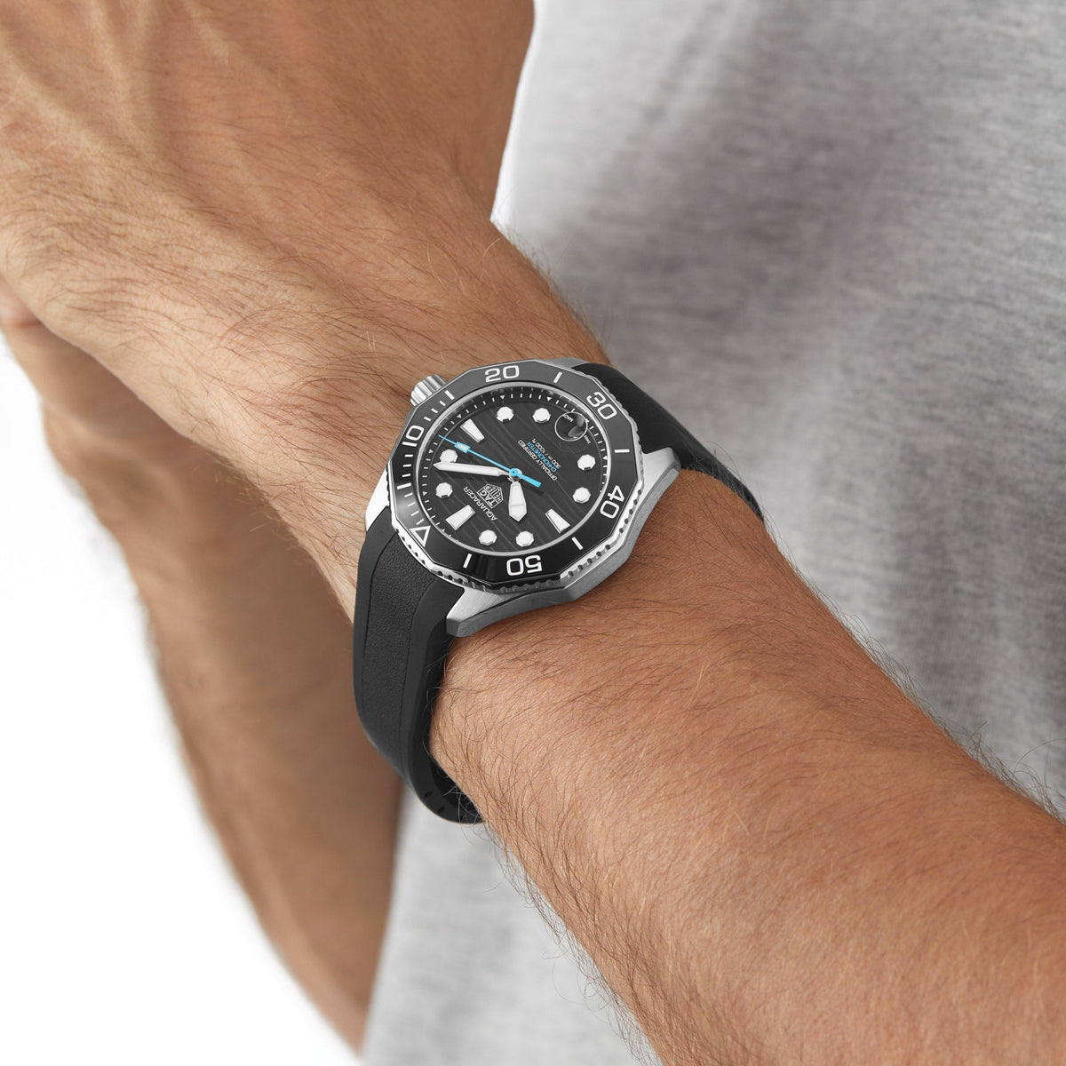 TAG Heuer Aquaracer Professional 300 Date