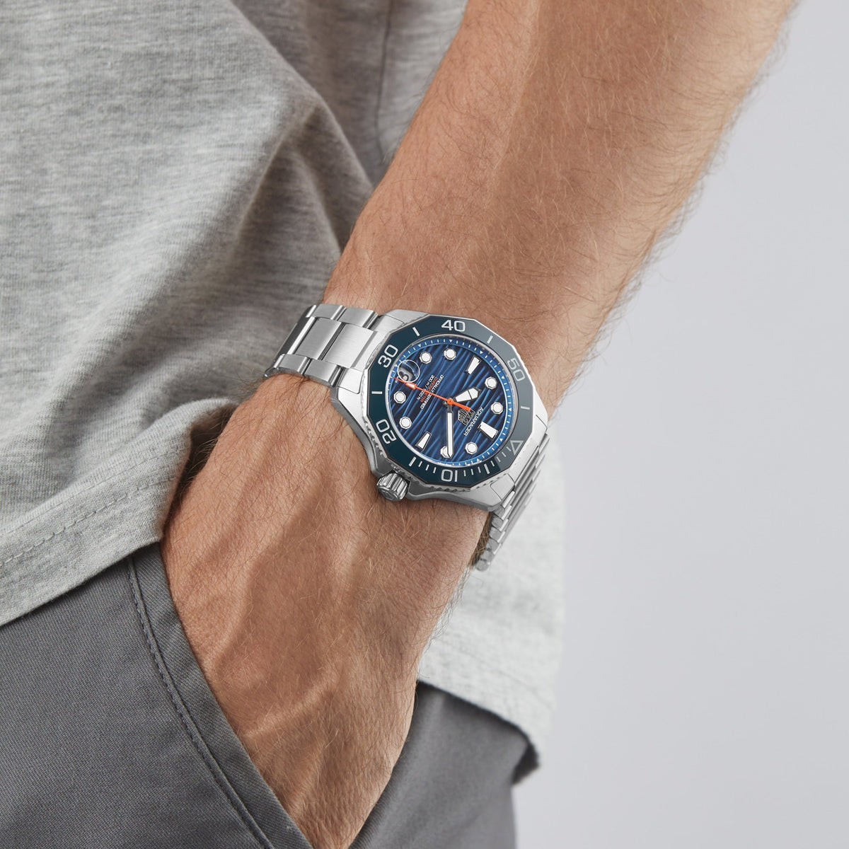 TAG Heuer Aquaracer Professional 300 Date