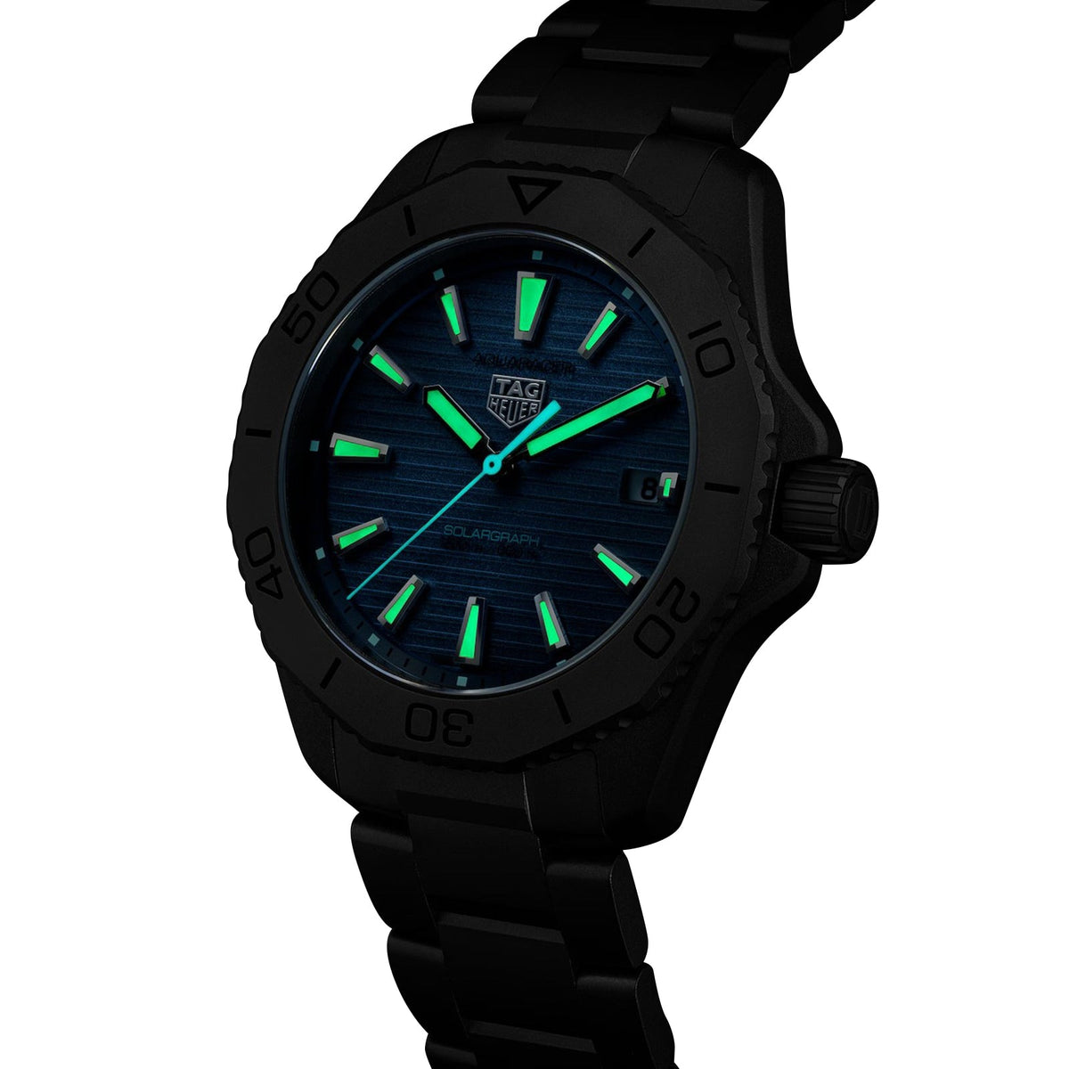 TAG Heuer Aquaracer Professional 200 Solargraph